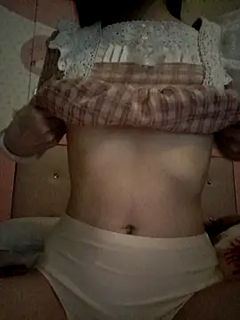 Snapshot of Soin18 chatting on 09-27-25, 05:34 Soin18 online show from 09-27-25, 05:34