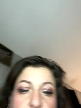 Snapshot of 88heygirlhey88 chatting on 10-30-25, 05:42 88heygirlhey88 online show from 10-30-25, 05:42