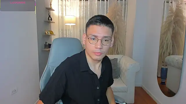 Snapshot of marcuswildx chatting on 10-02-25, 11:17 marcuswildx online show from 10-02-25, 11:17