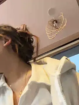 Snapshot of ___Dorry02___ chatting on 10-31-25, 10:27 Dorry02 online show from 10-31-25, 10:27