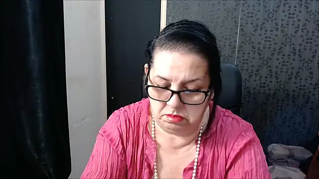 Snapshot of MissSanjanne chatting on 03-16-25, 12:33 MissSanjanne online show from 03-16-25, 12:33