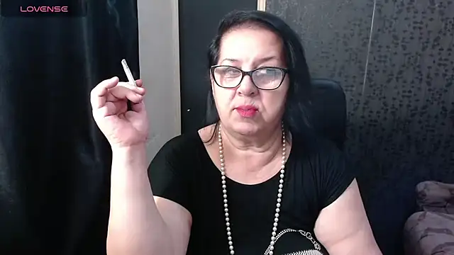 MissSanjanne online show from 05-18-26, 07:31