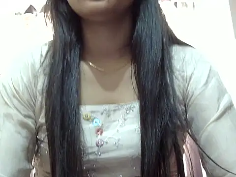 Snapshot of ANAYA_BABEE chatting on 10-17-25, 10:18 ANAYA BABEE online show from 10-17-25, 10:18