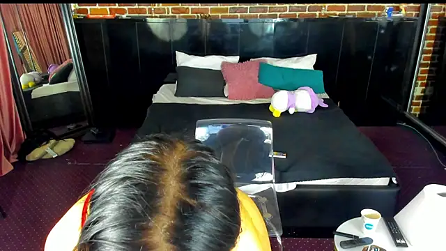 MeganSin  online show from 12-04-25, 05:39