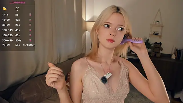 LaureMestler online show from 03-19-26, 08:07