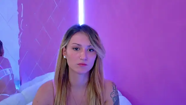 Snapshot of Anaayss_ chatting on 10-03-25, 05:04 Anaayss online show from 10-03-25, 05:04