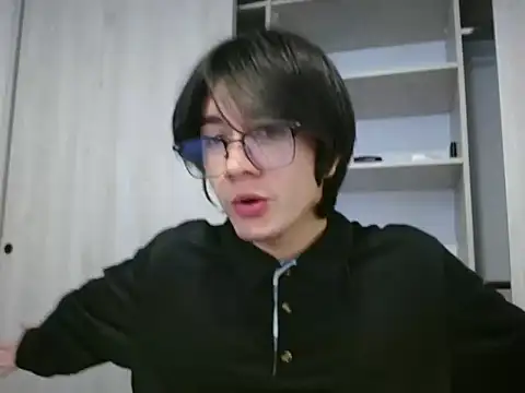 Matti Mendez  online show from 06-23-26, 06:39