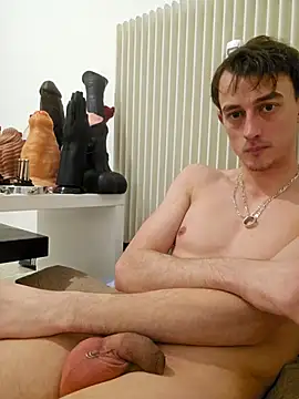 Chrisou73 online show from 03-16-26, 08:02