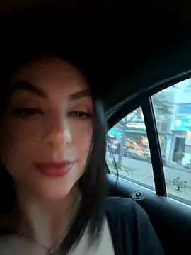 LlianneDiamond1 online show from 12-03-25, 10:08