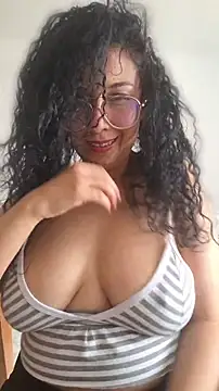 LondonHilton online show from 04-18-26, 06:23