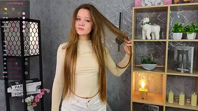 ElenoreReth online show from 12-18-25, 02:39