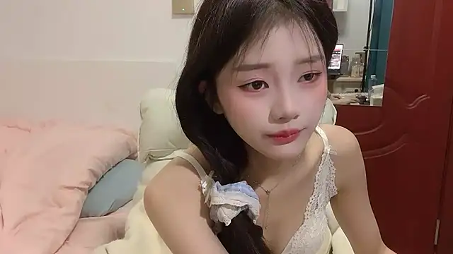 Snapshot of Ximei-O chatting on 11-13-25, 05:01 Ximei-O online show from 11-13-25, 05:01