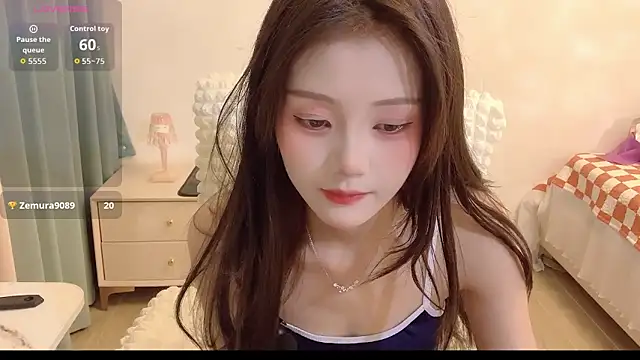 Snapshot of Ximei-O chatting on 11-26-25, 01:56 Ximei-O online show from 11-26-25, 01:56