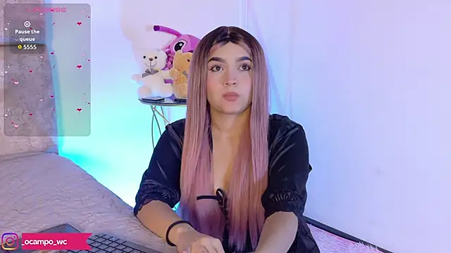 LunaOcampo  online show from 09-30-25, 09:20