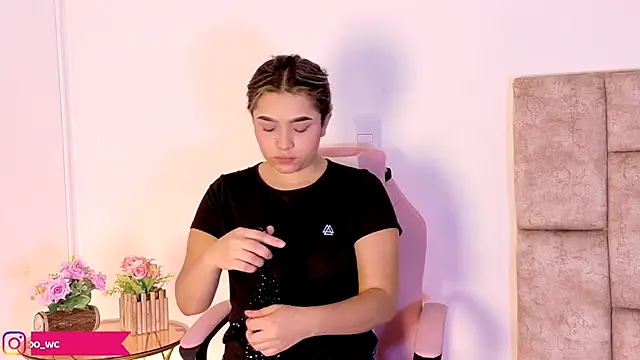 LunaOcampo  online show from 11-16-25, 08:58