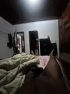 Snapshot of Preto18cmssa chatting on 09-22-25, 09:28 Preto18cmssa online show from 09-22-25, 09:28