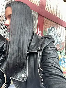 Anavalle online show from 04-11-26, 12:42