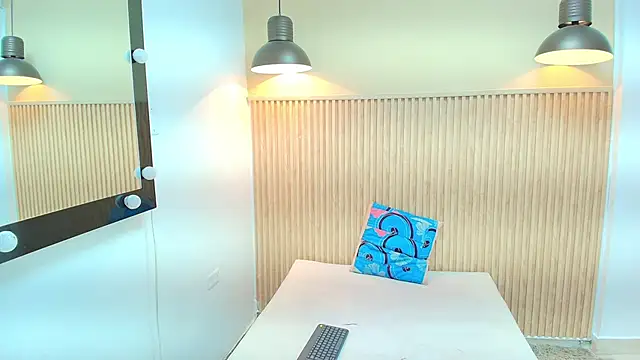 Snapshot of Frayhot777 chatting on 02-06-26, 08:23 Frayhot777 online show from 02-06-26, 08:23