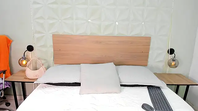 ValeryTrans  online show from 03-14-26, 01:16