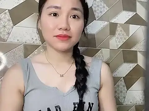 Snapshot of Ara4865 chatting on 10-01-25, 04:18 Ara4865 online show from 10-01-25, 04:18