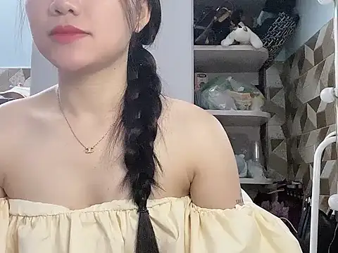 Snapshot of Ara4865 chatting on 10-03-25, 03:20 Ara4865 online show from 10-03-25, 03:20