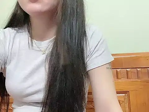 Snapshot of Ara4865 chatting on 10-09-25, 07:01 Ara4865 online show from 10-09-25, 07:01