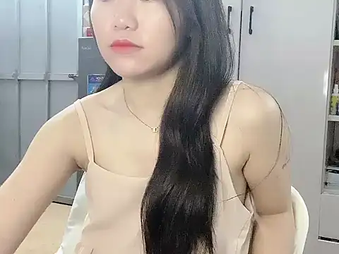 Snapshot of Ara4865 chatting on 10-10-25, 04:28 Ara4865 online show from 10-10-25, 04:28