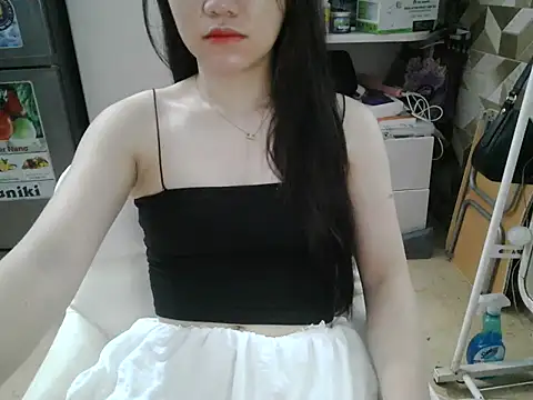 Snapshot of Ara4865 chatting on 10-16-25, 08:15 Ara4865 online show from 10-16-25, 08:15