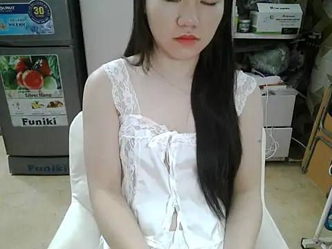 Snapshot of Ara4865 chatting on 10-21-25, 05:30 Ara4865 online show from 10-21-25, 05:30