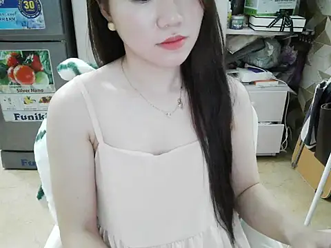 Snapshot of Ara4865 chatting on 10-25-25, 04:35 Ara4865 online show from 10-25-25, 04:35