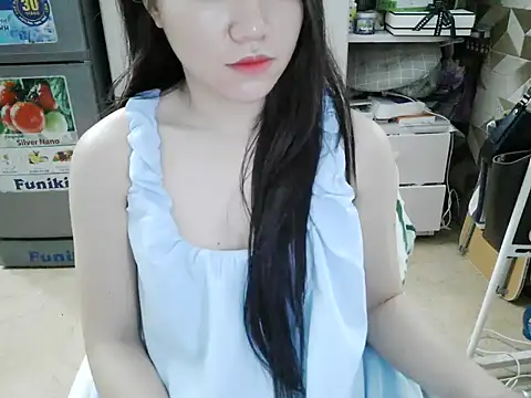 Snapshot of Ara4865 chatting on 10-28-25, 02:59 Ara4865 online show from 10-28-25, 02:59