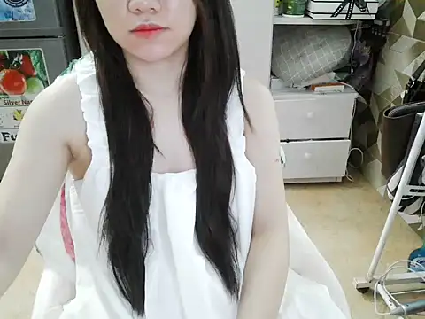 Snapshot of Ara4865 chatting on 11-04-25, 06:45 Ara4865 online show from 11-04-25, 06:45