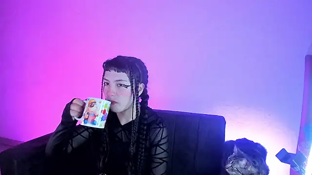 kitty  chs online show from 10-11-25, 12:15