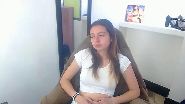 lala clark online show from 11-12-25, 12:27