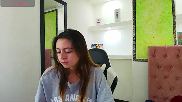 lala clark online show from 11-21-25, 12:59