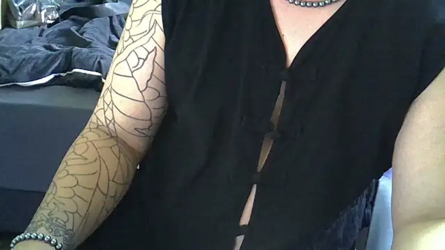 CAOSLOAD online show from 10-17-25, 02:37