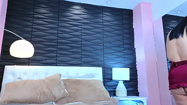 Snapshot of Valery_Nasty__ chatting on 10-21-25, 07:47 Valery Nasty online show from 10-21-25, 07:47