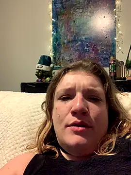 Snapshot of Seturselfonfire chatting on 11-27-25, 06:04 Seturselfonfire online show from 11-27-25, 06:04