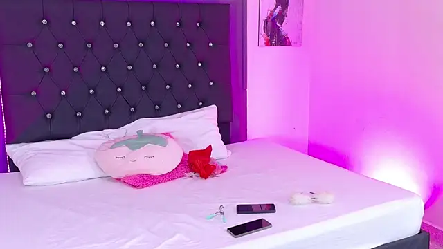 Snapshot of Kataaleya__12 chatting on 11-13-25, 11:53 Kataaleya 12 online show from 11-13-25, 11:53