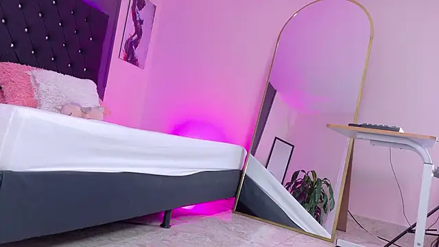 Snapshot of Kataaleya__12 chatting on 01-17-26, 11:59 Kataaleya 12 online show from 01-17-26, 11:59