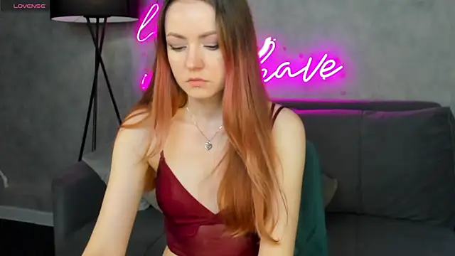 Snapshot of Berta_Kelly chatting on 10-07-25, 01:14 Berta Kelly online show from 10-07-25, 01:14