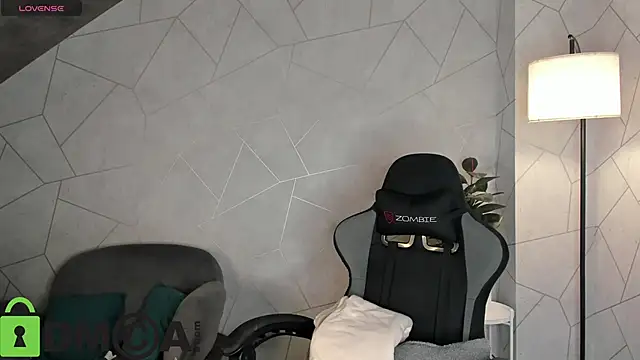 Snapshot of Berta_Kelly chatting on 11-11-25, 01:05 Berta Kelly online show from 11-11-25, 01:05