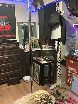 Snapshot of blondebarbiebae chatting on 09-30-25, 08:25 blondebarbiebae online show from 09-30-25, 08:25