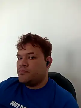 Snapshot of big_bearr chatting on 04-22-26, 07:48 big bearr online show from 04-22-26, 07:48