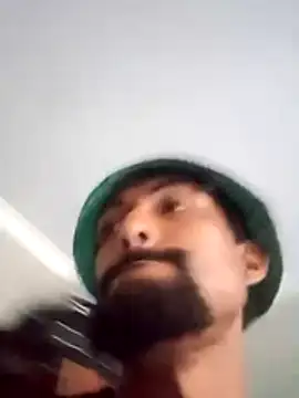 Snapshot of Goofygoody17 chatting on 11-05-25, 01:22 Goofygoody17 online show from 11-05-25, 01:22