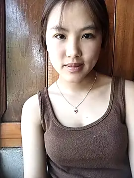 Snapshot of Mai_lovely chatting on 03-01-26, 06:59 Mai lovely online show from 03-01-26, 06:59