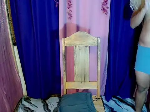 Snapshot of lustfull_glacy chatting on 03-03-26, 06:47 lustfull glacy online show from 03-03-26, 06:47