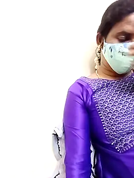 Snapshot of tamil_Boomika chatting on 11-13-25, 05:45 tamil Boomika online show from 11-13-25, 05:45