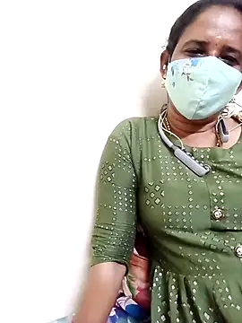 Snapshot of tamil_Boomika chatting on 11-15-25, 05:20 tamil Boomika online show from 11-15-25, 05:20