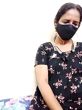 Snapshot of tamil_Boomika chatting on 11-19-25, 03:06 tamil Boomika online show from 11-19-25, 03:06